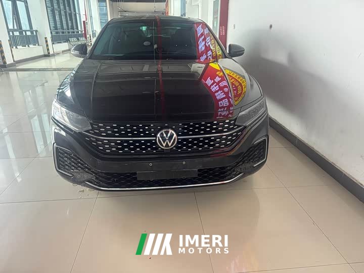 Volkswagen Passat 330TSI Starry Sky Elite - ავტომობილი ჩინეთიდან