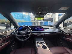 Cadillac XT5 2025 2.0T Platinum - ფოტო 6