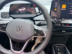 Volkswagen ID.3 Outstanding Edition - ფოტო 7