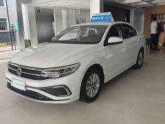 Volkswagen Bora 200TSI DSG Comfort Edition - ფოტო 1