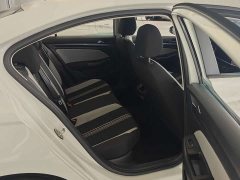 Volkswagen Bora 200TSI DSG Comfort Edition - ფოტო 11
