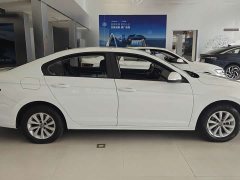 Volkswagen Bora 200TSI DSG Comfort Edition - ფოტო 4