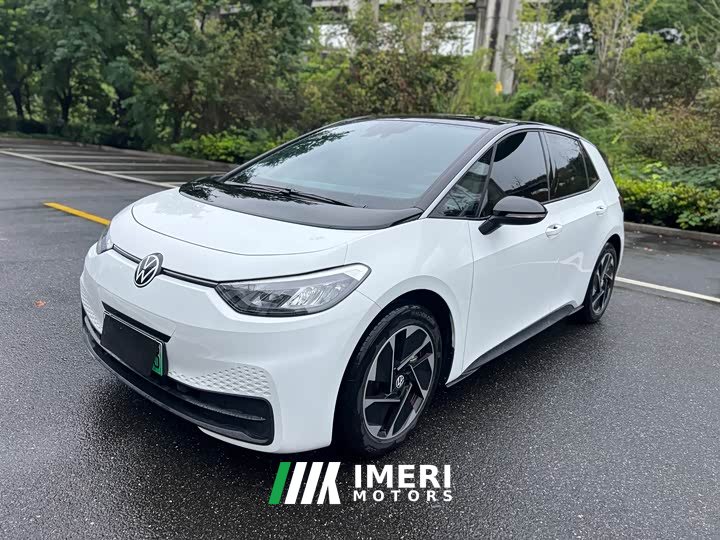 Volkswagen ID.3 Outstanding Edition - ავტომობილი ჩინეთიდან