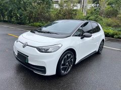 Volkswagen ID.3 Outstanding Edition - ფოტო 1