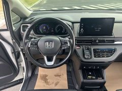 Honda Odyssey 2.0L e:HEV Sharp Radiance Edition - ფოტო 13