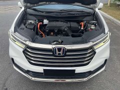 Honda Odyssey 2.0L e:HEV Sharp Radiance Edition - ფოტო 17