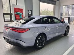 BYD Dolphin 07 EV 705 Flagship - ფოტო 9