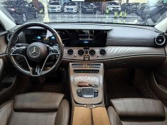 Mercedes-Benz E-Class Facelift E 300 L Sport Fashion Edition - фото 6