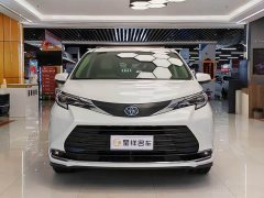 Toyota Sienna 2023 2.5L Hybrid Comfort Edition - ფოტო 2