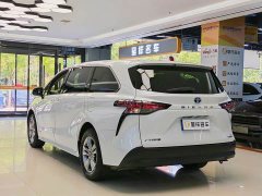 Toyota Sienna 2023 2.5L Hybrid Comfort Edition - ფოტო 4