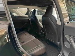 Tesla Model Y Rear-Wheel Drive - ფოტო 8