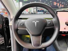 Tesla Model Y Performance All-Wheel Drive - ფოტო 13