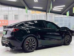 Tesla Model Y Performance All-Wheel Drive - ფოტო 6