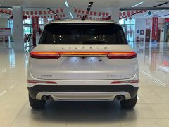 Lincoln Adventurer Explorer 2.0T FWD Elegant Edition - ფოტო 10