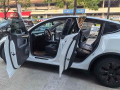 Tesla Model Y 2022 Facelift Rear-Wheel Drive - ფოტო 18
