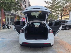 Tesla Model Y 2022 Facelift Rear-Wheel Drive - ფოტო 19