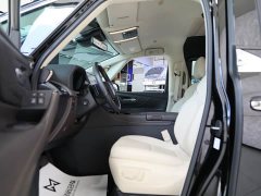 Toyota Vellfire Crown Hybrid 2.5L Executive Premier Edition - photo 7