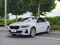 BMW 1 Series 120i M Sport Night Edition - ფოტო 1