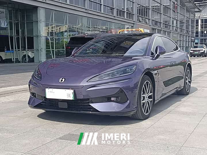 Denza BYD Denza Z9 1100km Range AWD Max - ავტომობილი ჩინეთიდან