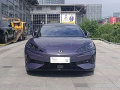 Denza BYD Denza Z9 1100km Range AWD Max - ფოტო 2