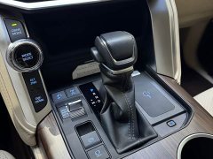 Toyota Land Cruiser (Imported) LC300 2022 3.5T Automatic - ფოტო 10