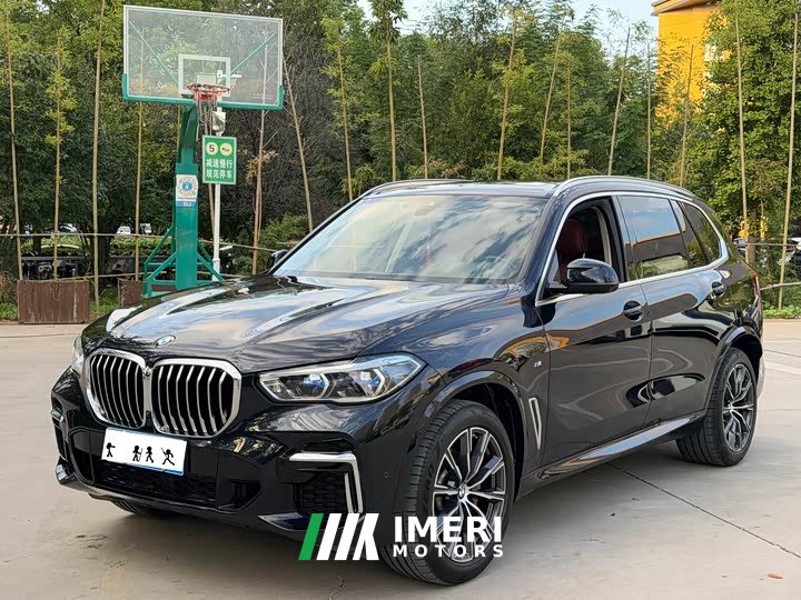 BMW X5 xDrive 30Li Luxury M Sport Package