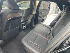 Toyota Camry Hybrid 2.5L XLE Premium - ფოტო 10