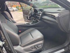 Toyota Camry Hybrid 2.5L XLE Premium - ფოტო 12