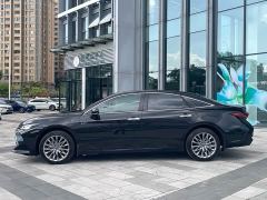 Toyota Camry Hybrid 2.5L XLE Premium - ფოტო 3