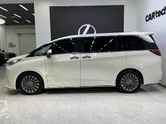 Lexus LM 2023 500h Six-Seat Premium Edition - ფოტო 4