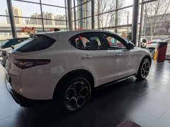 Li Auto Stelvio 2023 2.0T 280HP Veloce Track Edition - ფოტო 5