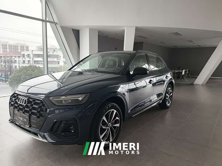 Audi Q5L 40 TFSI Fashion Dynamic - ავტომობილი ჩინეთიდან