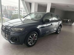 Audi Q5L 40 TFSI Fashion Dynamic - ფოტო 10
