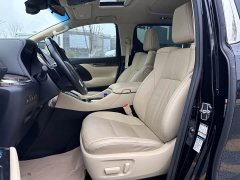 Toyota Vellfire Crown Hybrid 2.5L HV Luxury Edition - фото 10
