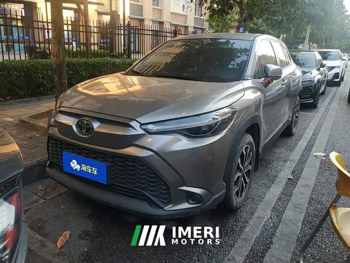Toyota Frontlander 2.0L CVT Luxury - ავტომობილი ჩინეთიდან
