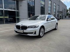 BMW 5 Series 525Li M Sport Package - ფოტო 1