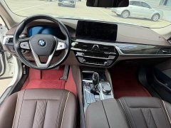 BMW 5 Series 525Li M Sport Package - ფოტო 6