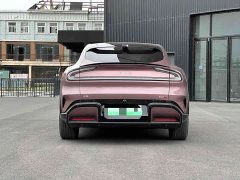 Xiaomi YU7 Four-Wheel Drive Pro - ფოტო 3