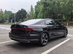 Volkswagen Passat 330TSI Starry Sky Luxury Edition - ფოტო 4