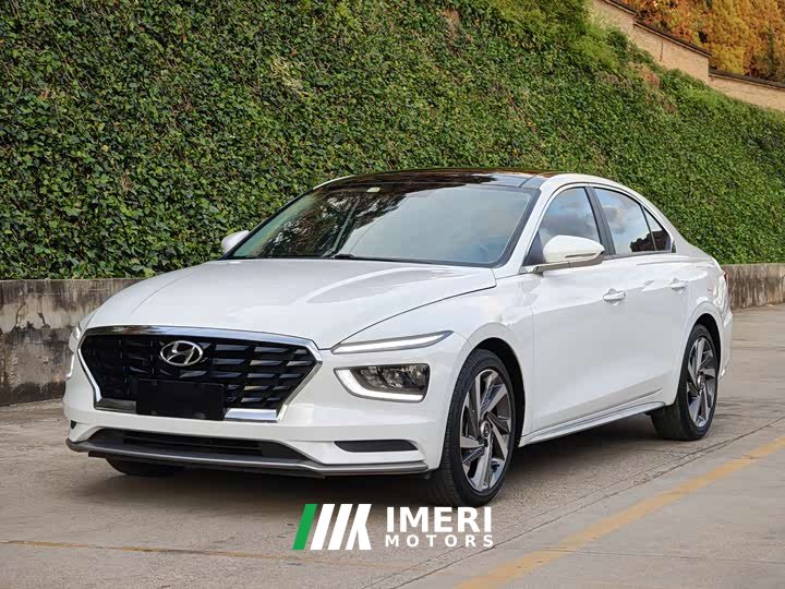 Hyundai Mistra 1.8L CVT LUX Luxury Edition - ავტომობილი ჩინეთიდან