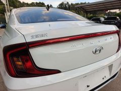 Hyundai Mistra 1.8L CVT LUX Luxury Edition - ფოტო 12