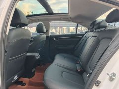 Hyundai Mistra 1.8L CVT LUX Luxury Edition - ფოტო 8