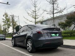 Tesla Model Y 2022 Facelift Rear-Wheel Drive - ფოტო 11
