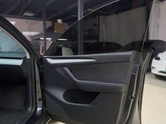 Tesla Model Y Long Range All-Wheel Drive - ფოტო 10