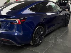 Tesla Model 3 Long Range Rear-Wheel Drive - ფოტო 4