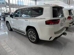 Toyota Land Cruiser (Imported) LC300 4.0T Sunroof Edition - ფოტო 4