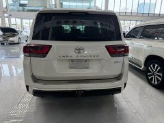 Toyota Land Cruiser (Imported) LC300 4.0T Sunroof Edition - ფოტო 5