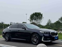 BMW 5 Series 530Li Premier Luxury Package - ფოტო 3