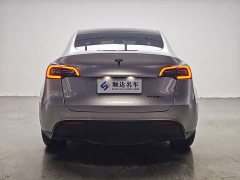 Tesla Model Y Standard Range RWD - ფოტო 3