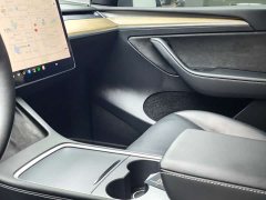 Tesla Model Y Standard Range RWD - ფოტო 9